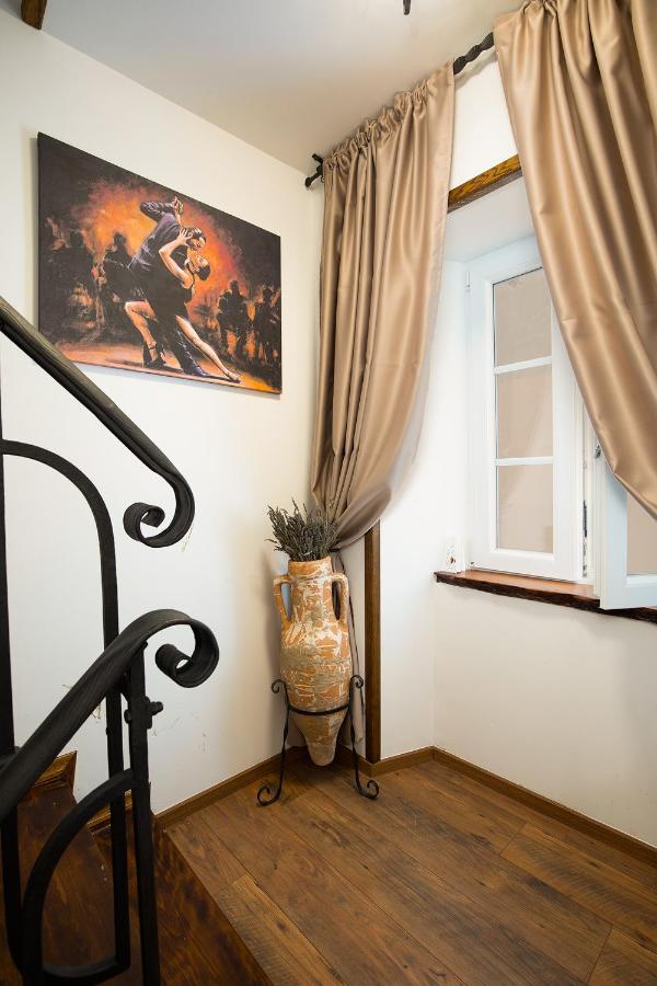 Domus Maximus Apartment Пула Екстериор снимка